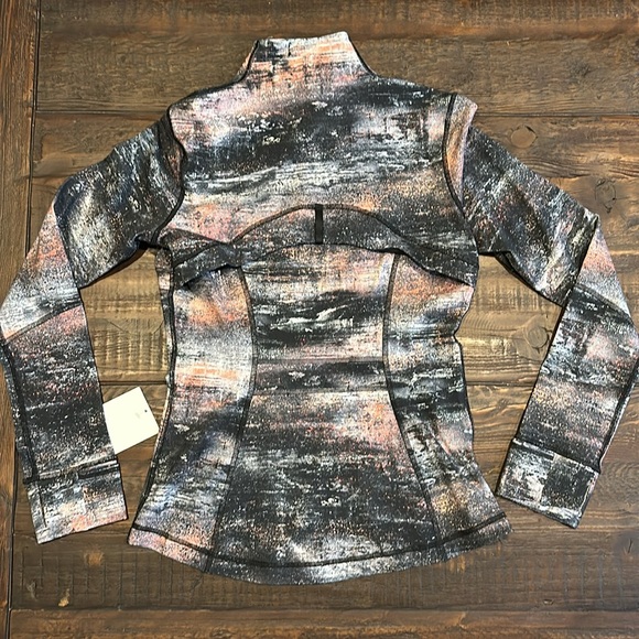 Lululemon Define Jacket. Azurite Poppy Coral Multi. Size 8. - Picture 4 of 5